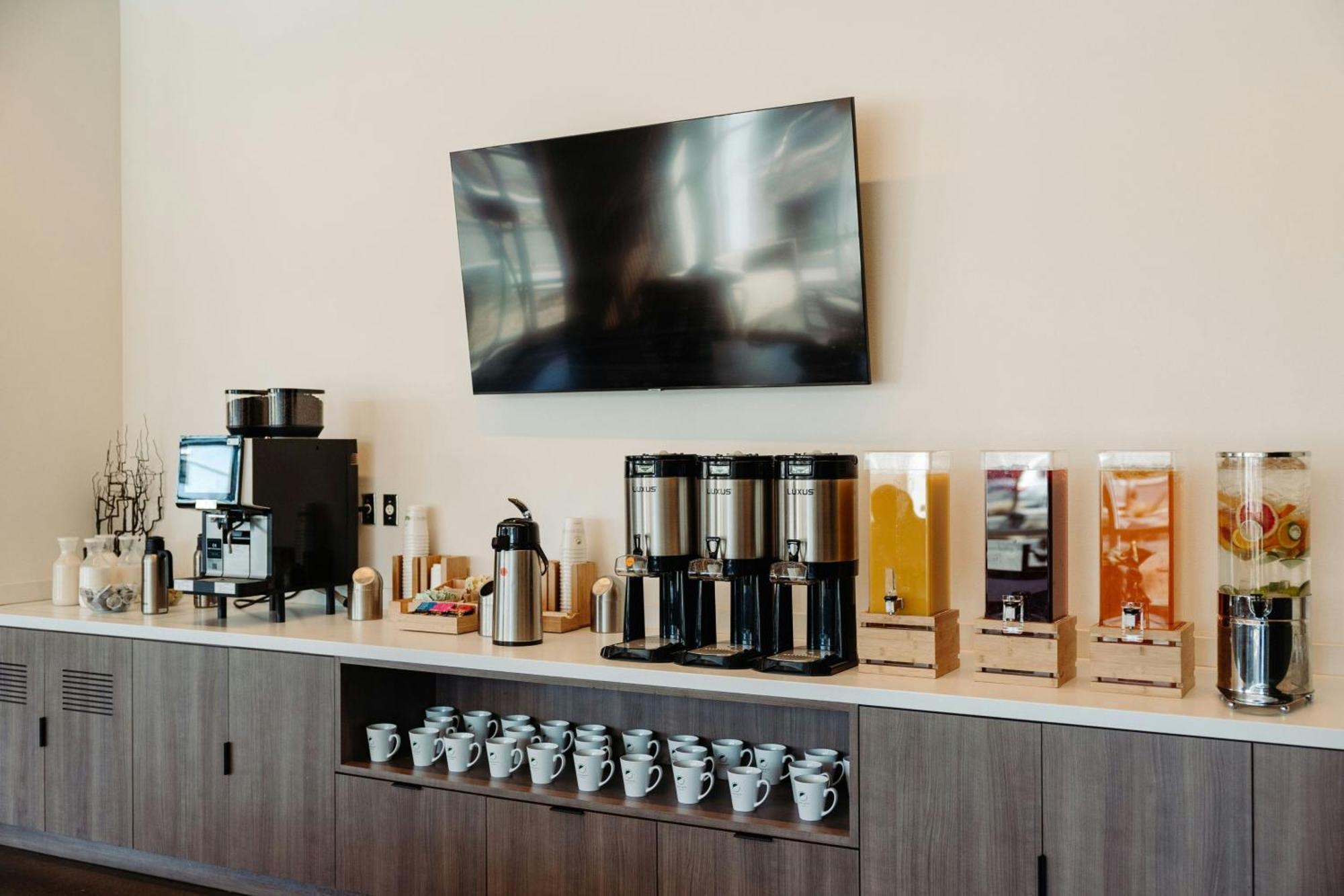 Element Reno Experience District Hotel Bagian luar foto