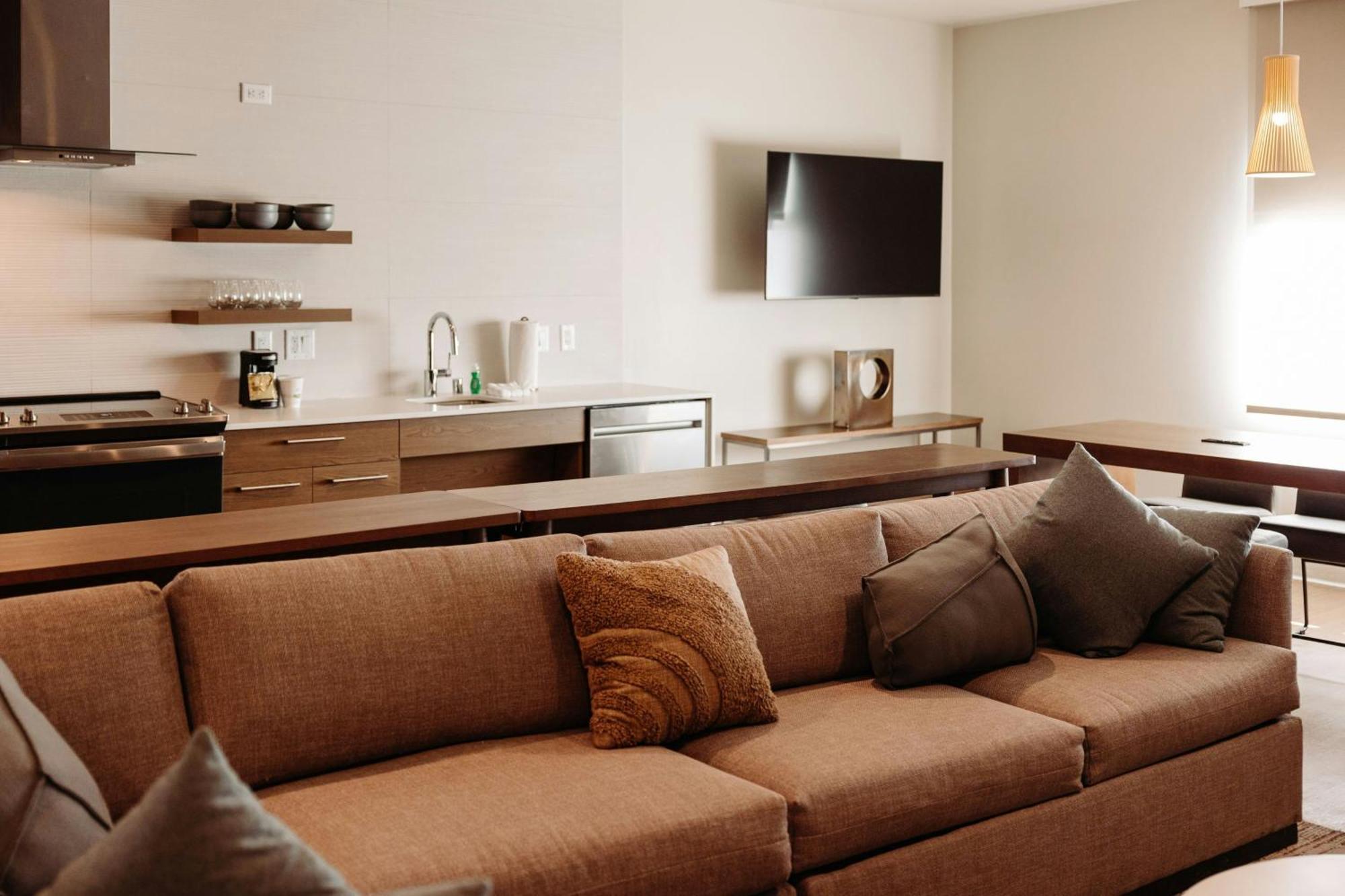 Element Reno Experience District Hotel Bagian luar foto