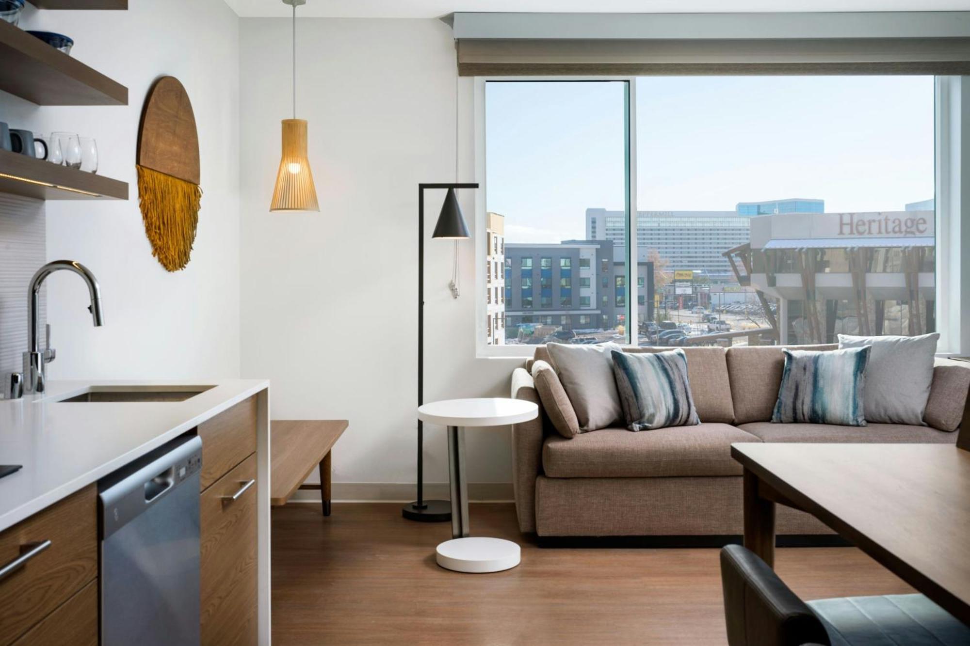 Element Reno Experience District Hotel Bagian luar foto