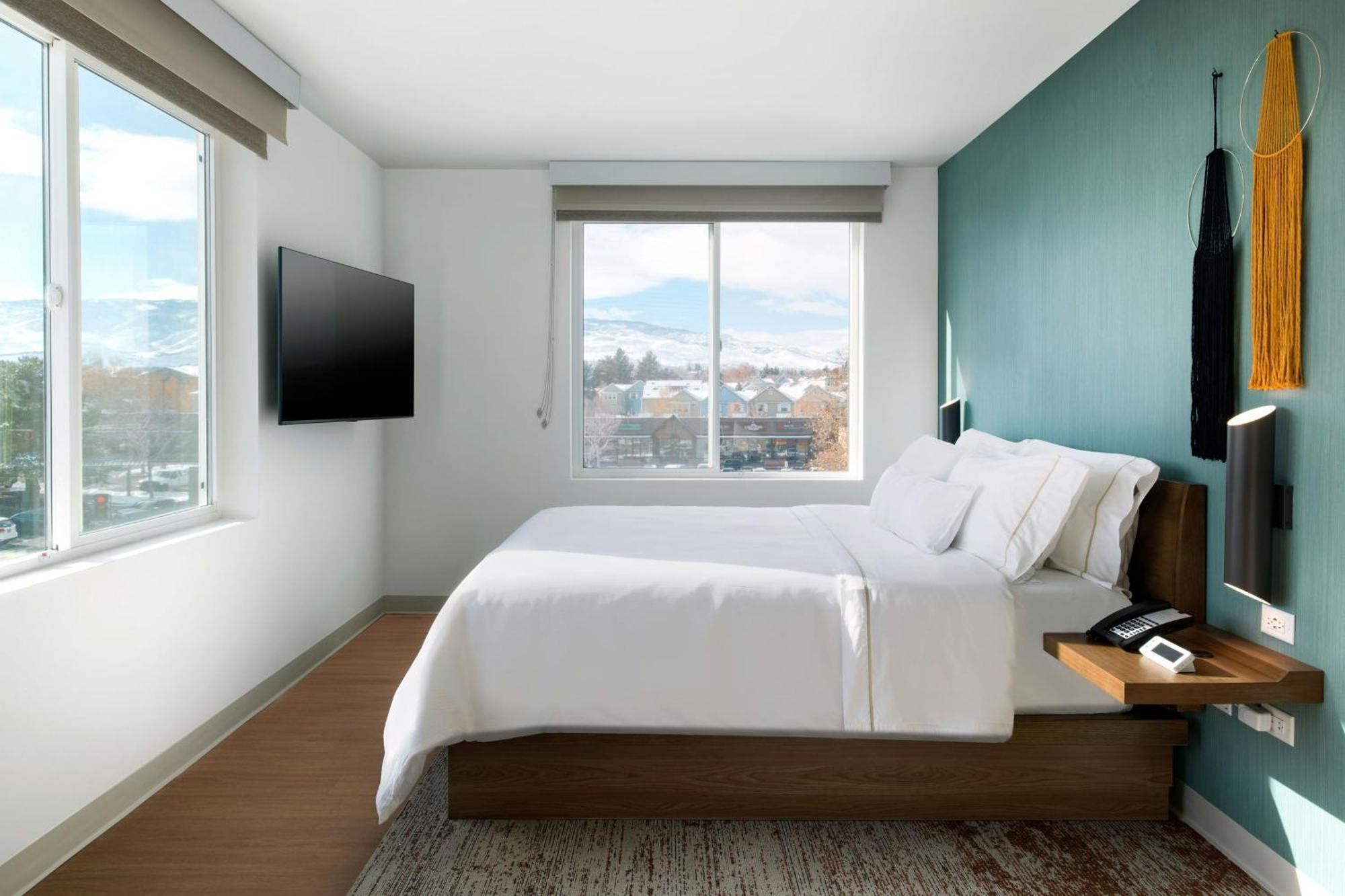 Element Reno Experience District Hotel Bagian luar foto