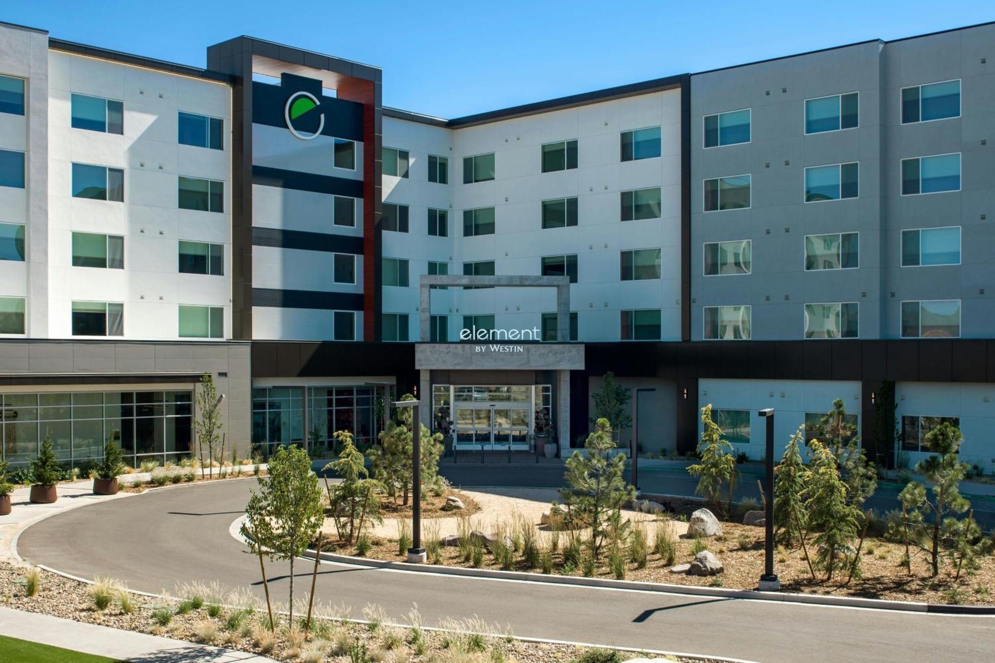 Element Reno Experience District Hotel Bagian luar foto